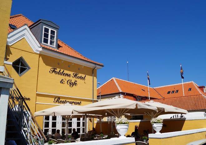 Foldens Hotel Image