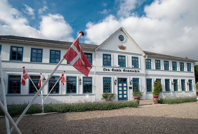 Den Gamle Graensekro Image