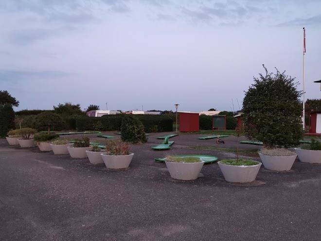 Ugerlose motel og feriecenter