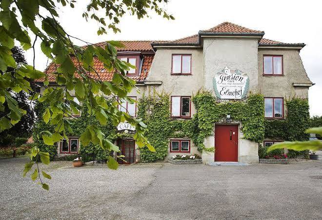 Pension elmehoj