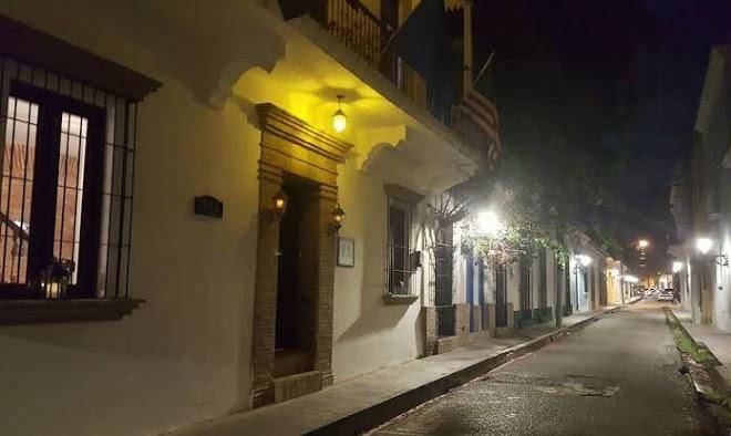 Colonial 154 h boutique