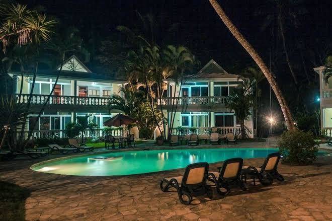 The beachcomber at las canas
