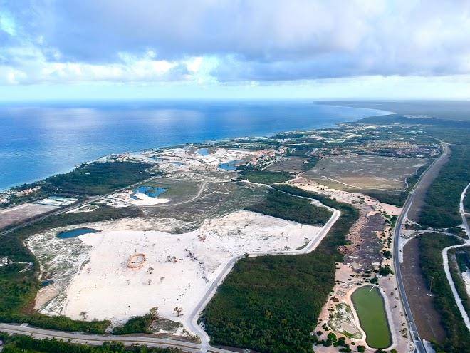 Capcana Bulevard Image