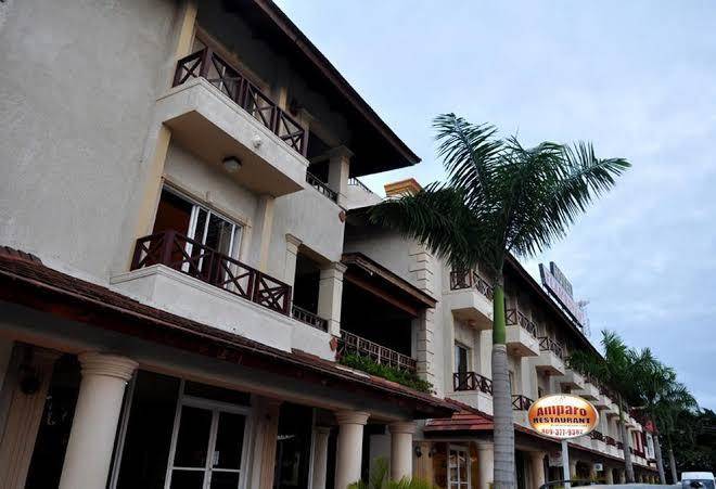 Hotel & Casino Flamboyan Image