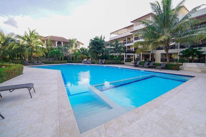 Savoy Hotel Boutique Image