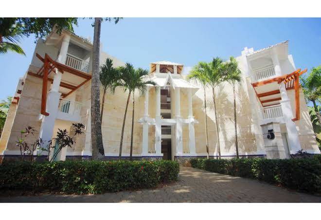 Grand paradise samana