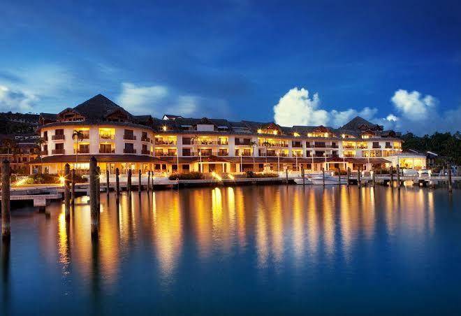 The bannister hotel & yacht club