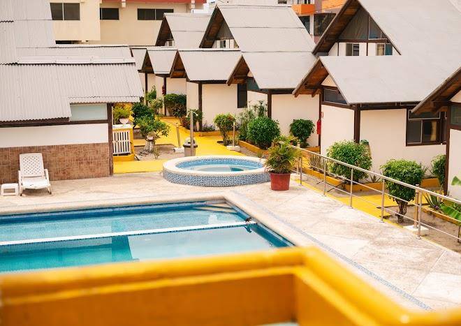 Hotel le'castell atacames
