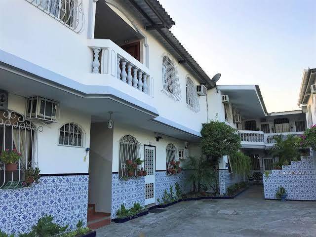 El patio suites