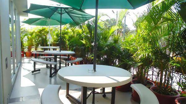 Hm international hotel