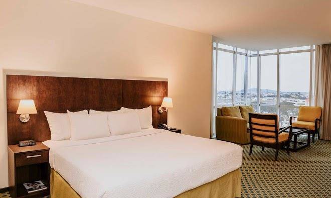Hotel courtyard by marriott guayaquil