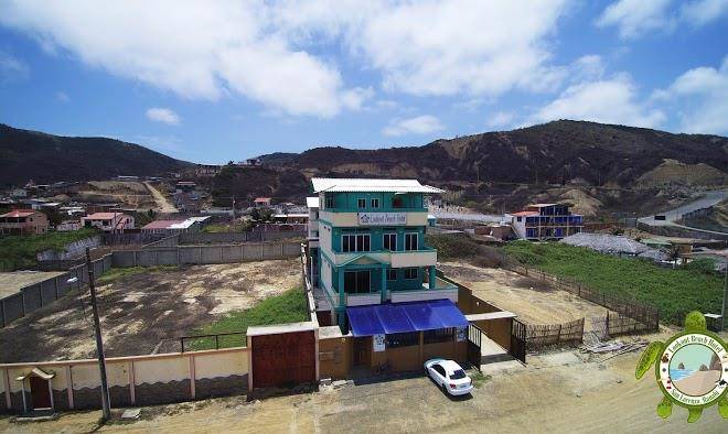 Lookout beach hotel