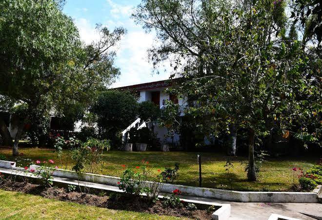 Hosteria Alemana Mitad Del Mundo Ecuador Image