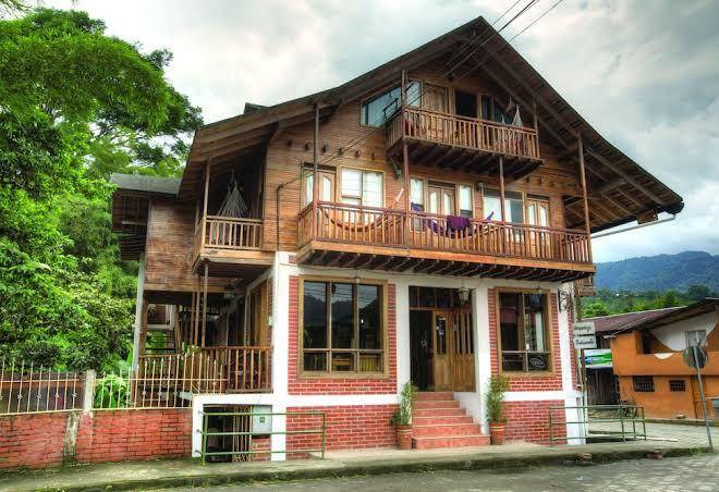 Dragonfly inn b&b mindo