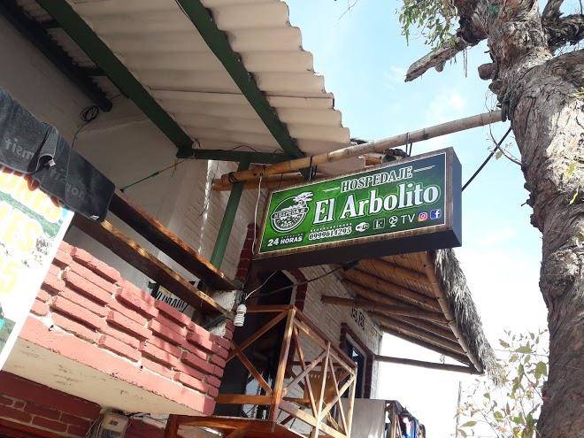 Hospedaje el arbolito
