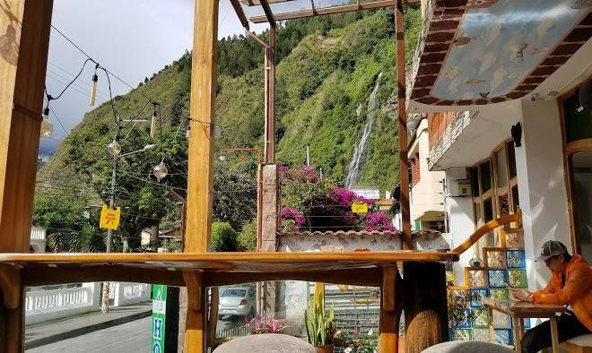Cafe hood