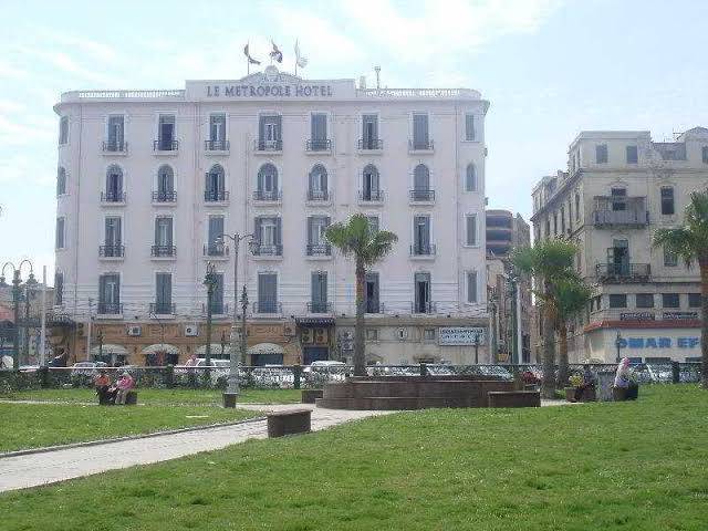 Le metropole paradise inn group