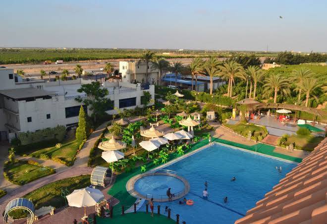 Green desert hotel