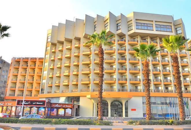 Aracan Pyramids Hotel Image