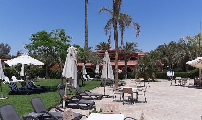 Sakkara country club hotel