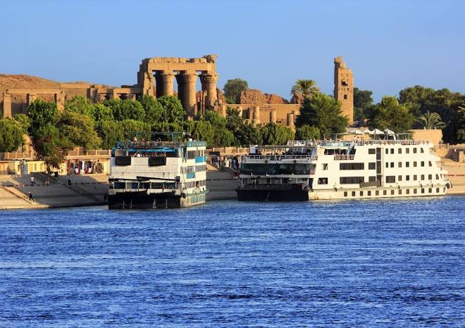The oberoi zahra luxury nile cruiser