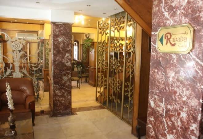Trio hotel