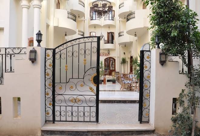 Al Hambra Hotel Image