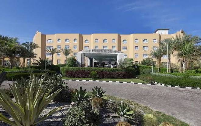 The Movie Gate Golden Beach Image