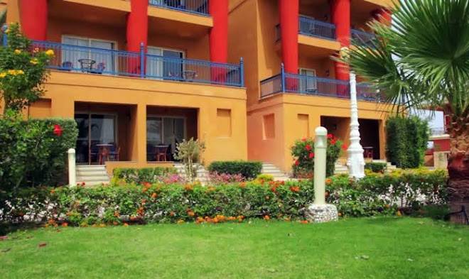 Titanic Palace Image