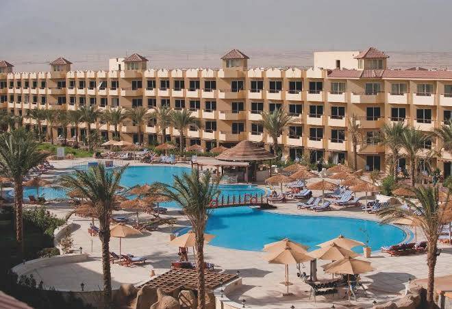 Albatros amwaj blue beach resort