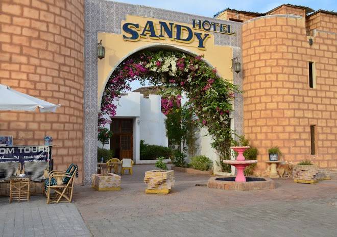 Sandy restaurant