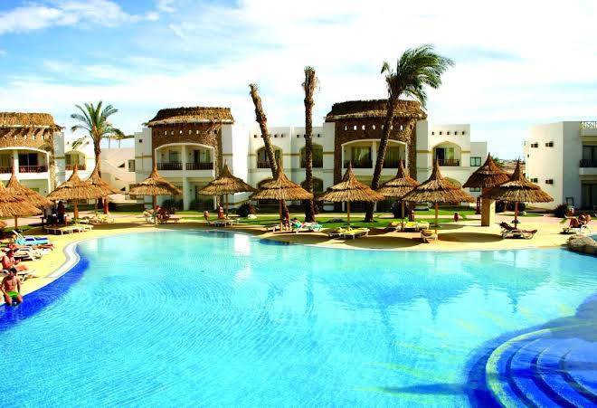 Savana Club Resort & Aqua Park Image