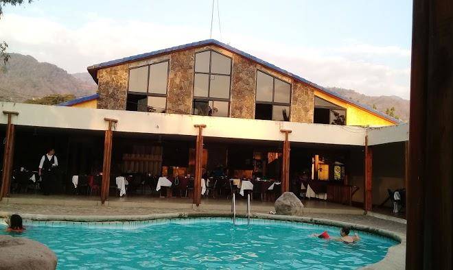 Hotel Entrepinos Image