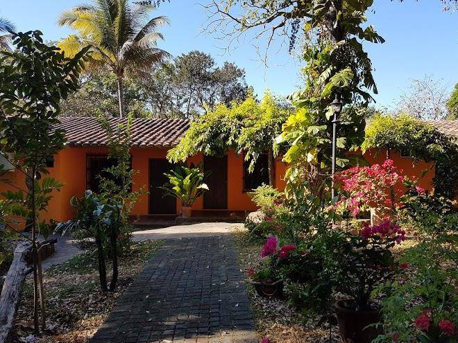 Hotel y restaurante el tejado