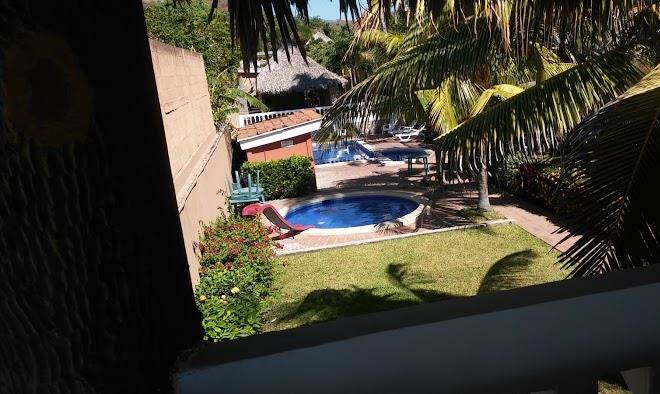 Hotel tropical surf