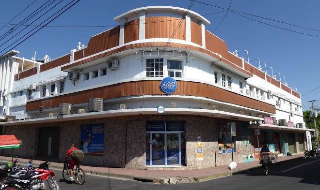 Hotel sahara