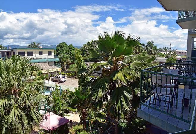 Grand melanesian hotel