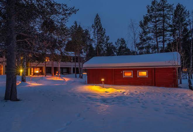 Hotelli inarin kultahovi oy