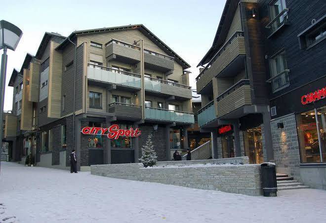 Levi suites unna & mannu