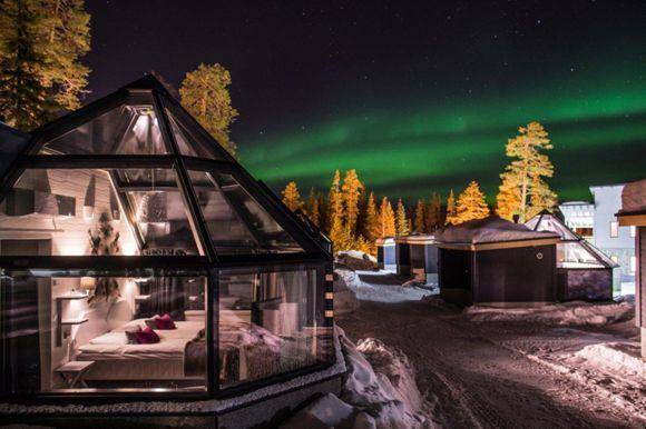 Santa's hotel aurora