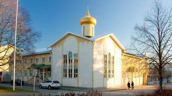 Hotel golden dome