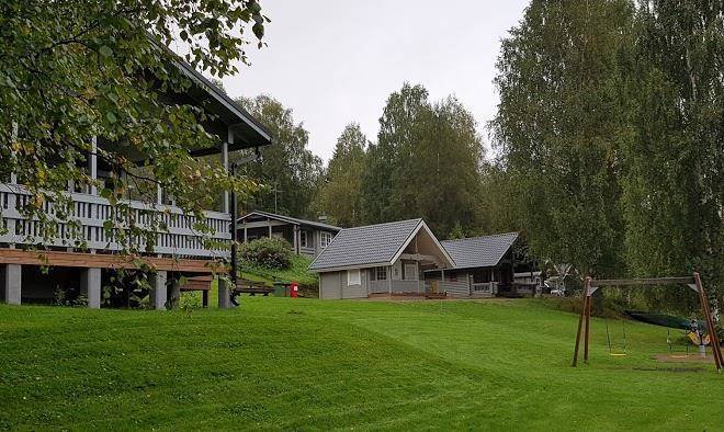 Strawberry ridge resort