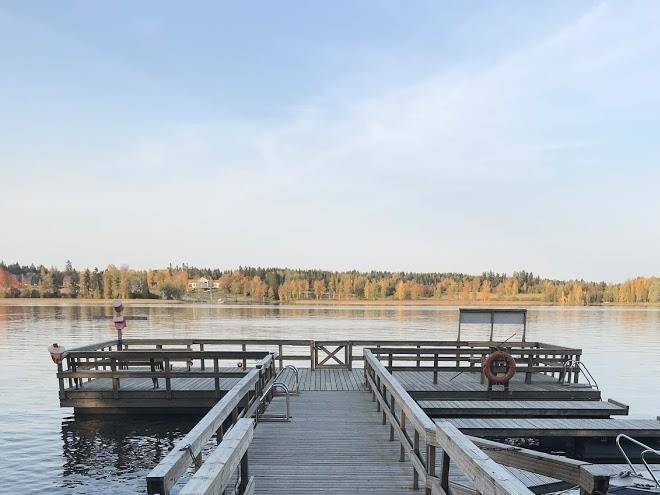 Loma ja kurssikeskus koivupuisto