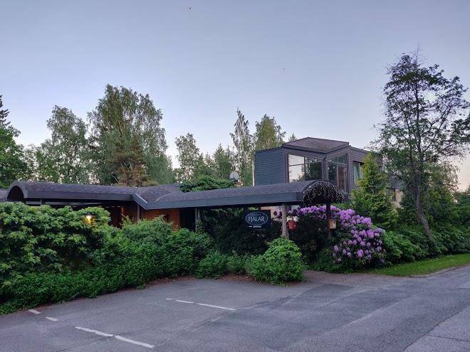 Hotel fjalar