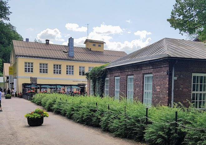 Kokouskeskus ja hotelli tegel