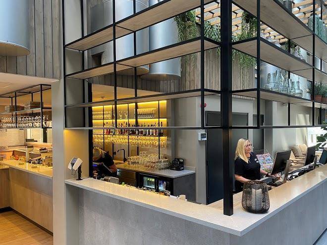 Airport hotel bonus inn