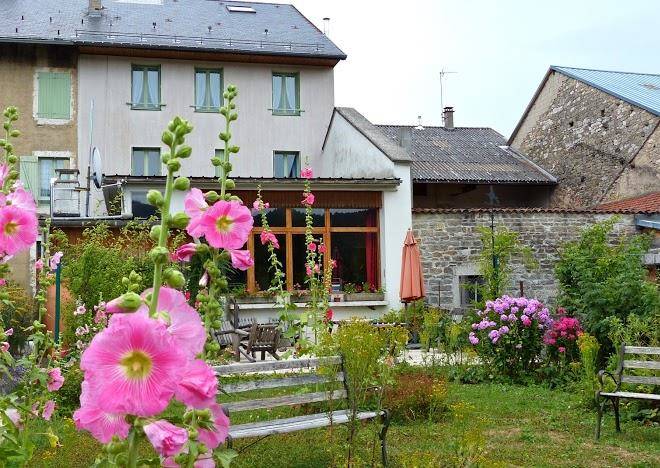 Gite la maison jaune