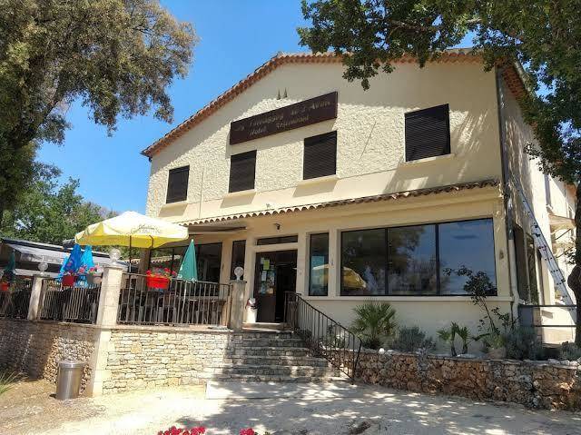 Les terrasses de l'aven