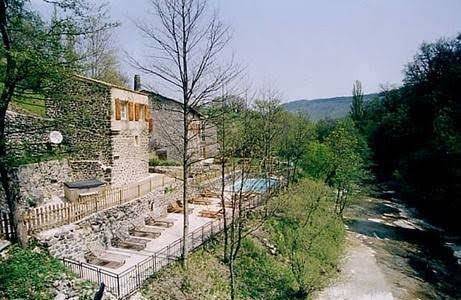 Les trois sources