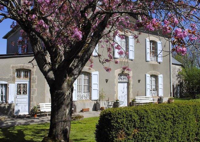 Aux 4 Cheminees Image